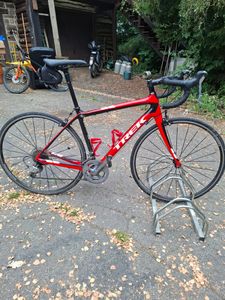 Trek Domane 4 series T52 - 1