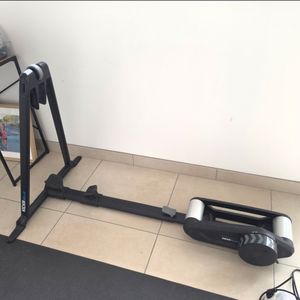 Home trainer KICKR ROLLR  - 1