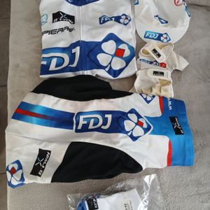 tenue cycliste - 1