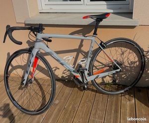vélo de route carbone BH ultralight - 1