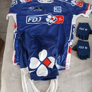 tenue fdj lapierre - 1