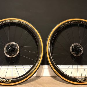 🔥Paire de roues Fulcrum WIND 40 carbon disc pneus... - 1