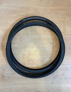 Paire de pneus vélo Metropolitan Escape 700x38mm - 1