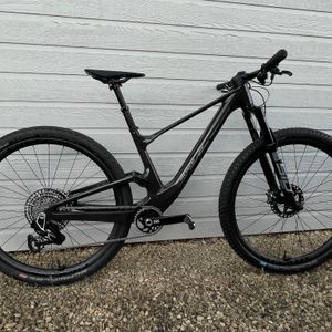 Scott Spark RC World Cup Evo TR 2024 état neuf - 1