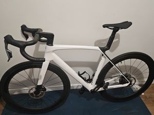 Vend Trek Madone SL 6 Sram Rival AXS - 1