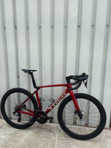 Vélo route Trek Madone SL 7 8e Gen Shimano Ultegra... - 1