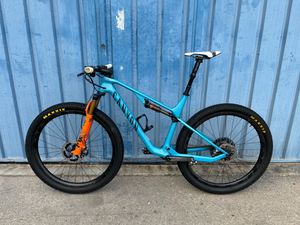 Canyon lux cf Slx Mathieu Van der Poel - 1