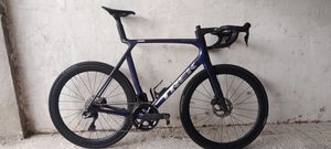 Trek Madone SLR  - 1