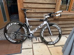 FELT B 16 vendu avec deux paires de roues ZIPP - 1