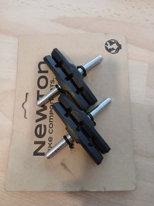 PORTE PATIN FREIN VTT A TIGE SYMETRIC NEWTON 70mm ... - 1