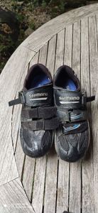 Chaussures Shimano R087 T43 - 1