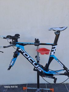  Vélo  Focus Izalco chrono taille 56cm - 1
