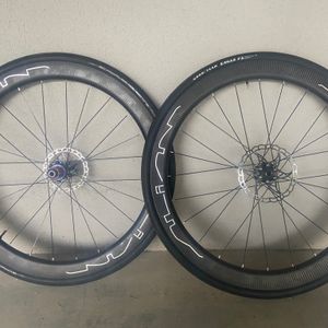 Paire de roue artisanale - 1