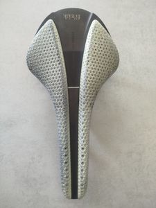selle fizik antares versus adaptative evo 00 - 1