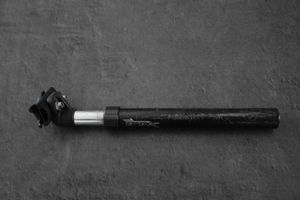 tige de selle suspendue - 1