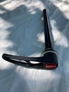 Axe de roue Ar - 1