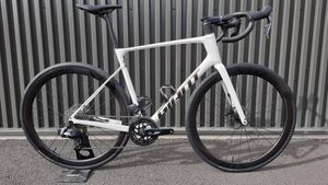 Giant defy advanced pro 1 - 1