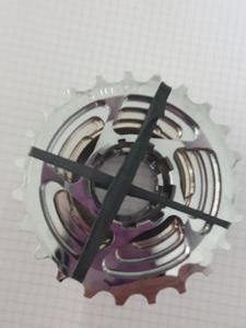 Vend cassette shimano 11x23 monobloc neuve  - 1
