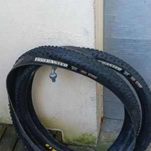 Pneus maxxis forekaster  - 1