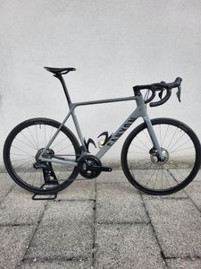 Canyon Ultimate CF SL  - 1
