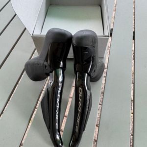 Paire de manettes dura ace di2 12v disque - 1