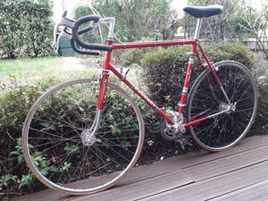Vélo De Course Peugeot Blanc – Cadre Acier 54cm, Bon état
