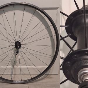 Roue avant Campagnolo Proton à pneu - 1