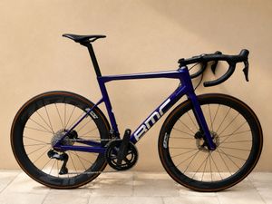 BMC Teammachine SLR Three 2023 T56 – Ultegra Di2 1... - 1