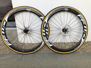 Roues FFWD à Boyaux . - 1