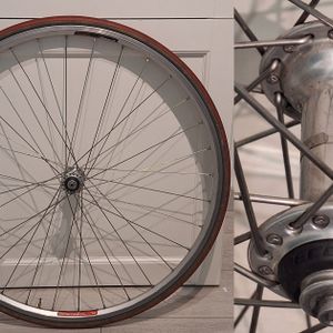 Roue avant Campagnolo Record à pneu - 1