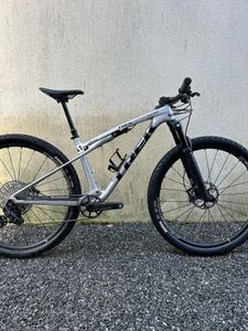 2025 Trek Supercaliber SLR 9.8 XT 2e gén. - 1