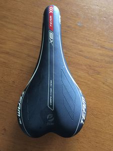 Selle largeur 130mm - 1