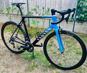 Vélo route Canyon Ultimate CF SL 8.0 Taille L - 1