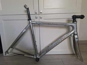 Kit Cadre Bianchi 928 L'UNA Carbone Taille 55 - 1