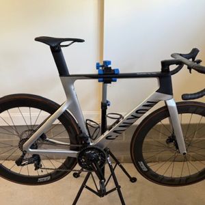 Canyon Aeroad CF SLX 8 AXS - 1