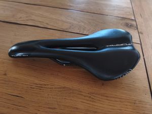 Selle carbone Pro - 1