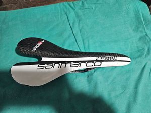 Vends selle tout carbone - 1