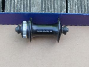 moyeu avant shimano 32T - 1