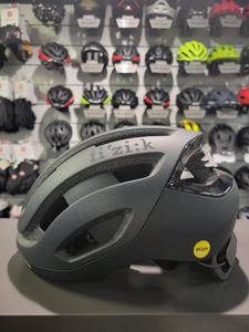 Casque Fizik Kudo Taille S (52-56) neuf - 1