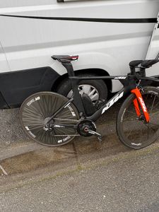 KTM révélator solus  - 1