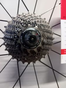CASSETTE SHIMANO ULTEGRA CS6800 11  VITESSES - 1