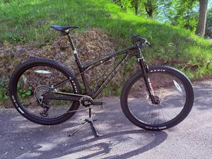 Trek Supercaliber SLR 9.8 XX Flight Attendant – Mo... - 1