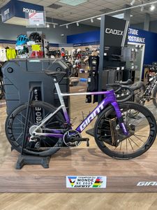 GIANT Propel Advanced SL 2027 - Team Jayco Alula - 1