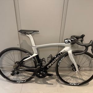 Pinarello Dogma F dura ace di2 - 1