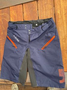 Short dirtlej etanche - 1