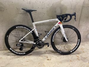 S-WORKS Tarmac SL8 Red Bull - 1