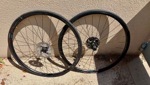 Paire de roues Shimano RS171 Disc - 1