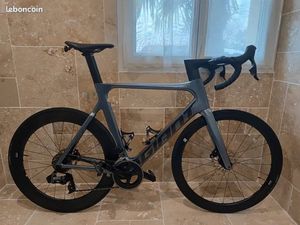 Vélo route GIANT Propel Advanced 2024 excellent ét... - 1