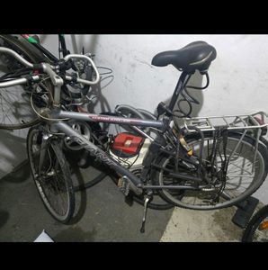 Vélo Giant  - 1