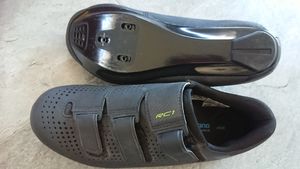 chaussures Shimano RC1 NEUVES  - 1